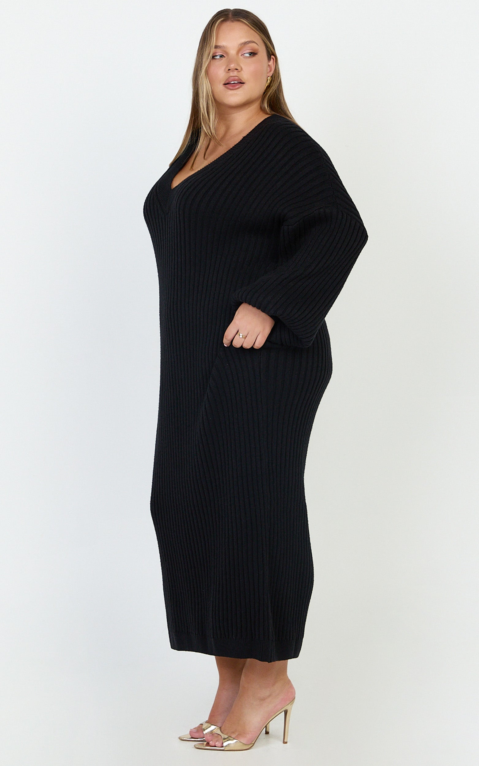 Kartia Midi Dress - V Neck Knit Dress in Black