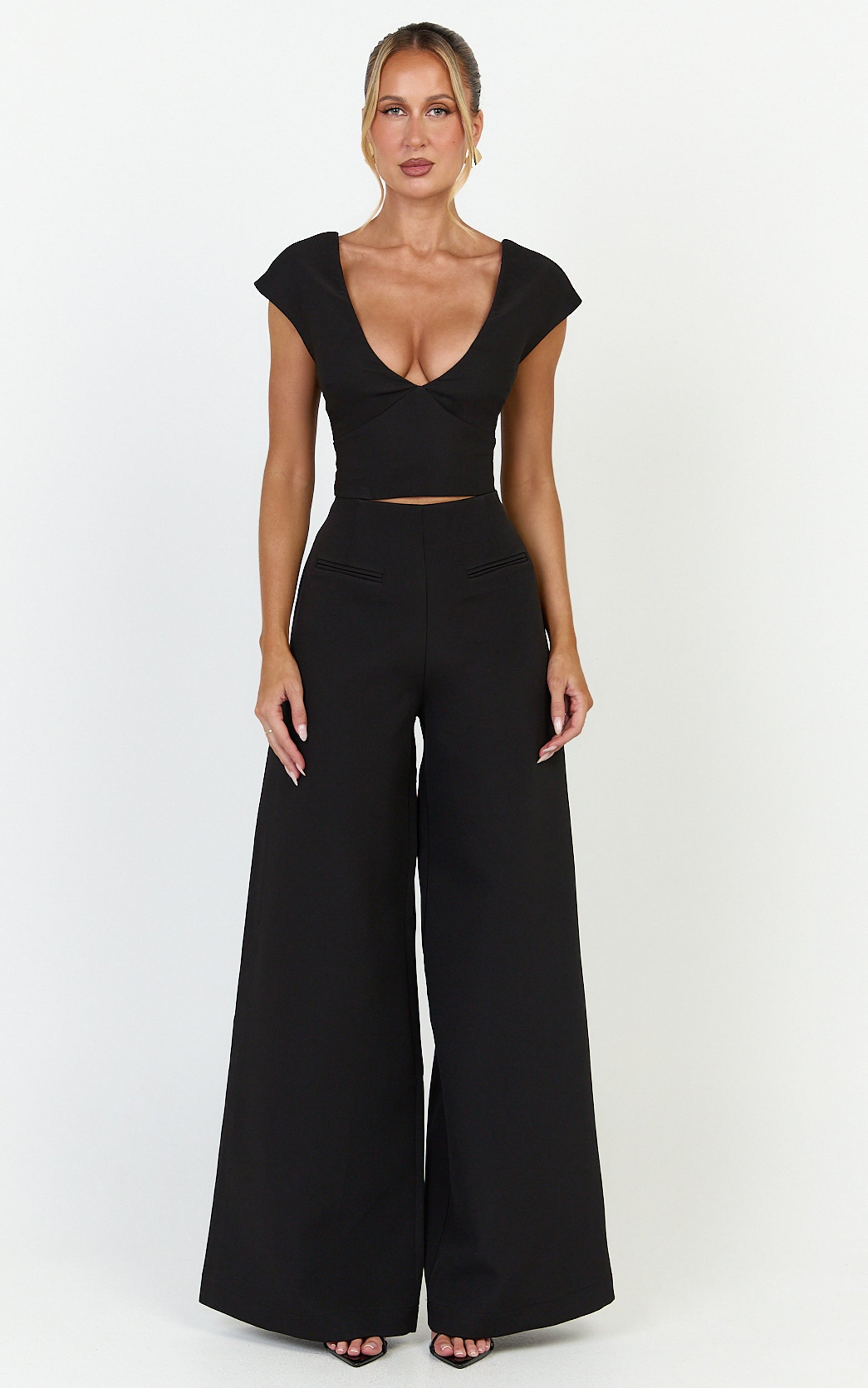 Lilo Top - V Neck Cap Sleeve Top in Black
