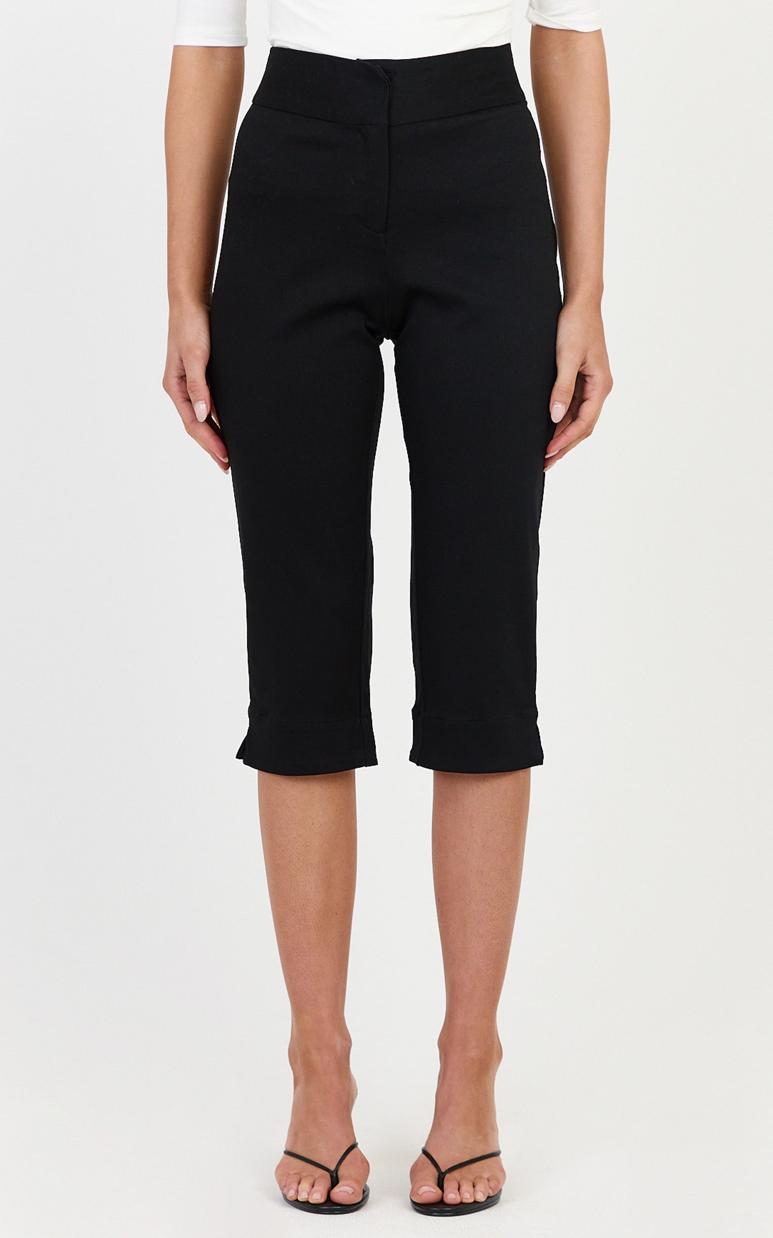 Nadine Pants - Mid Rise Fitted Split Leg Capri Pants in Black