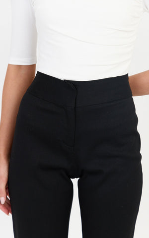 Nadine Pants - Mid Rise Fitted Split Leg Capri Pants in Black