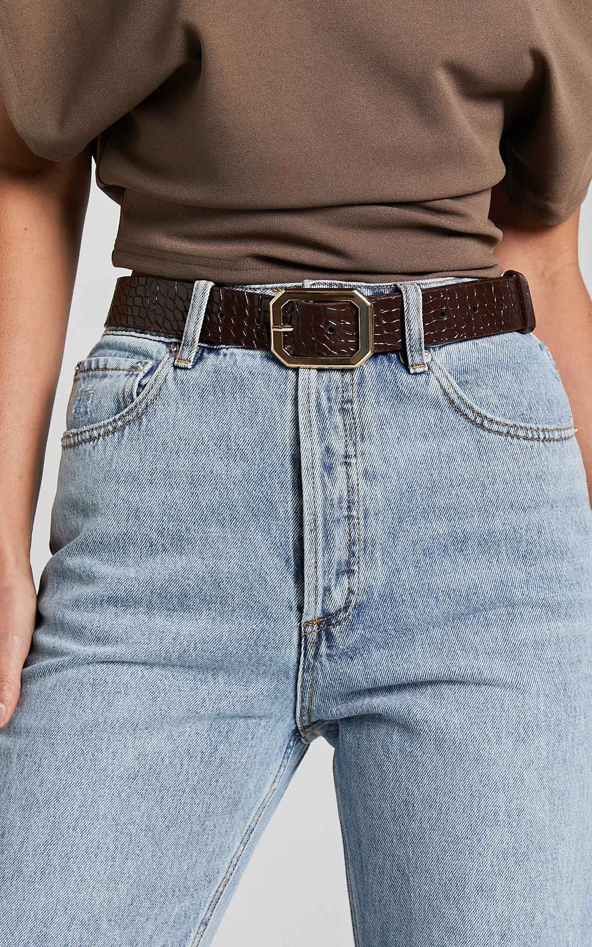 Mason Croc Square Buckle Belt in Chocolate