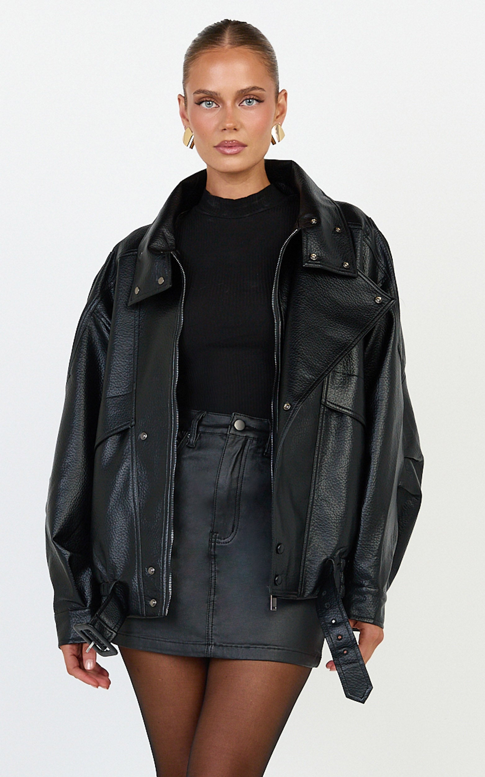 Lioness - Rogue Bomber in Onyx
