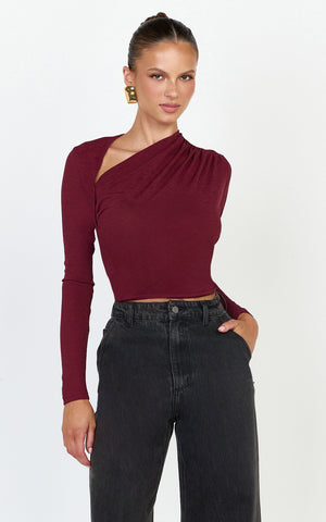 Hillary Top - Asymmetric Ruched Side Jersey Top in Wine