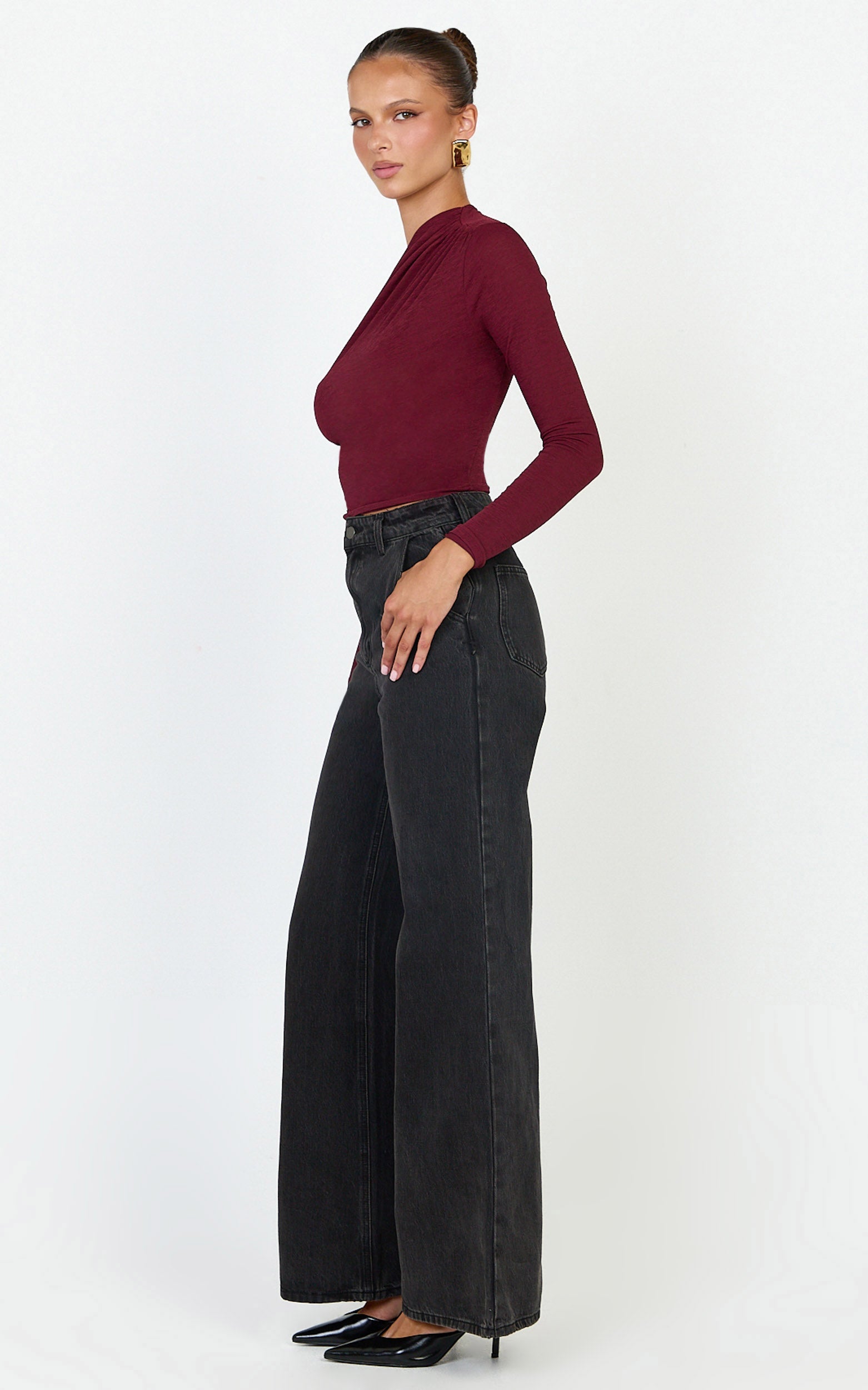 Hillary Top - Asymmetric Ruched Side Jersey Top in Wine