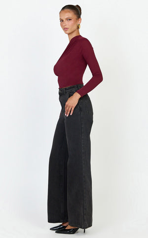 Hillary Top - Asymmetric Ruched Side Jersey Top in Wine