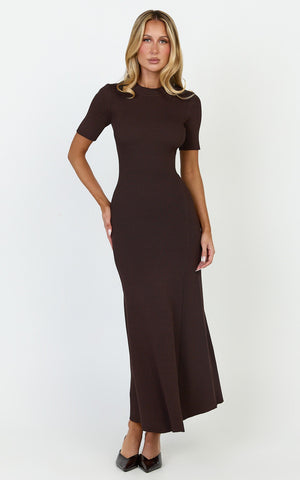 Lanie Midi Dress - Knitted Crew Neck Short Sleeve Dress in Chocolate
