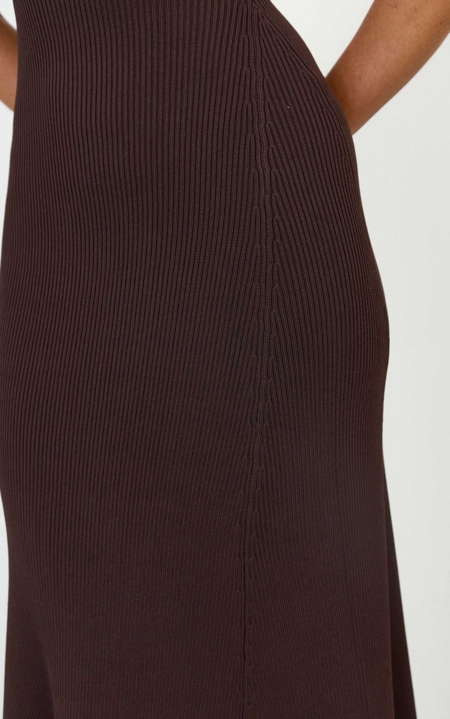 Lanie Midi Dress - Knitted Crew Neck Short Sleeve Dress in Chocolate