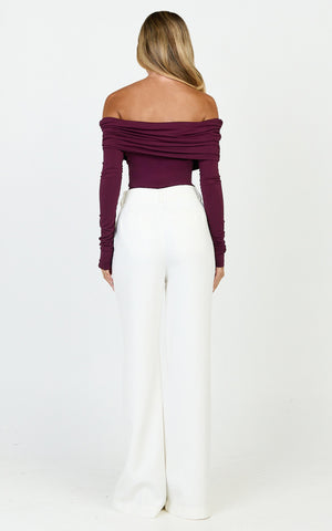 Jolie Top - Off Shoulder Long Sleeve Gathered Top in Wine