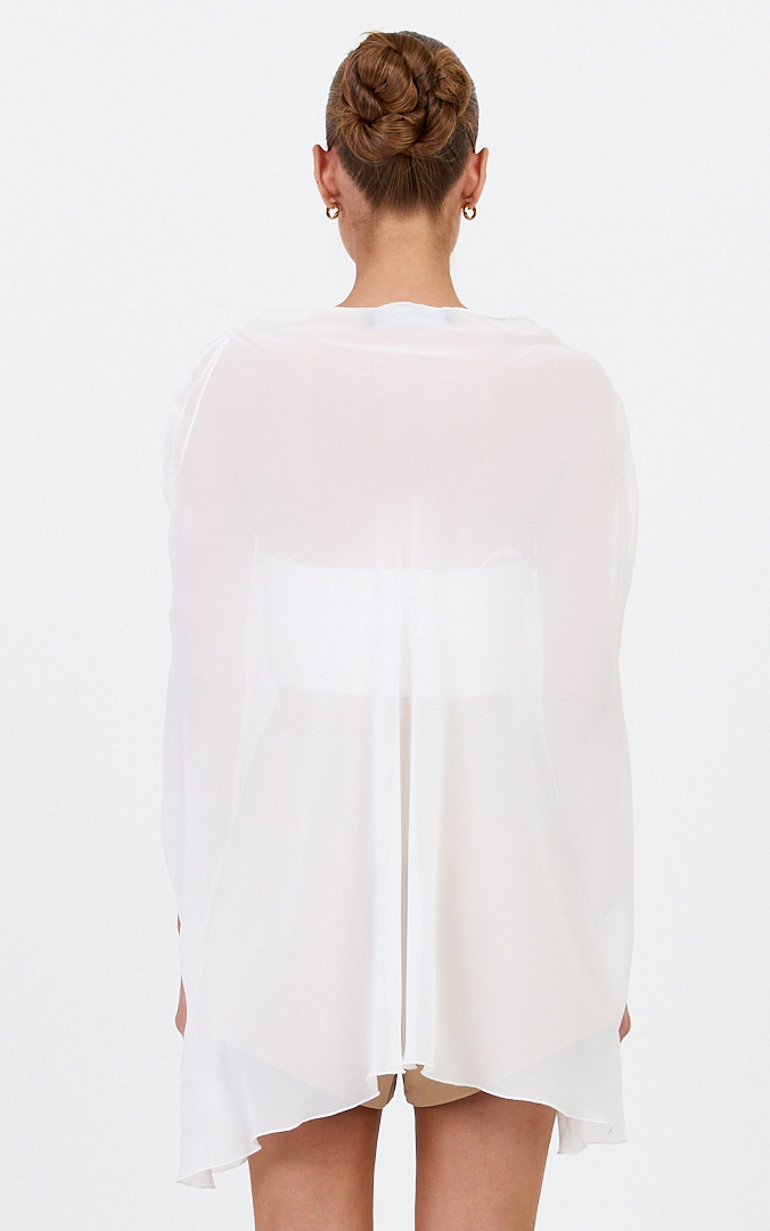 Lioness - Aura Poncho in Porcelain