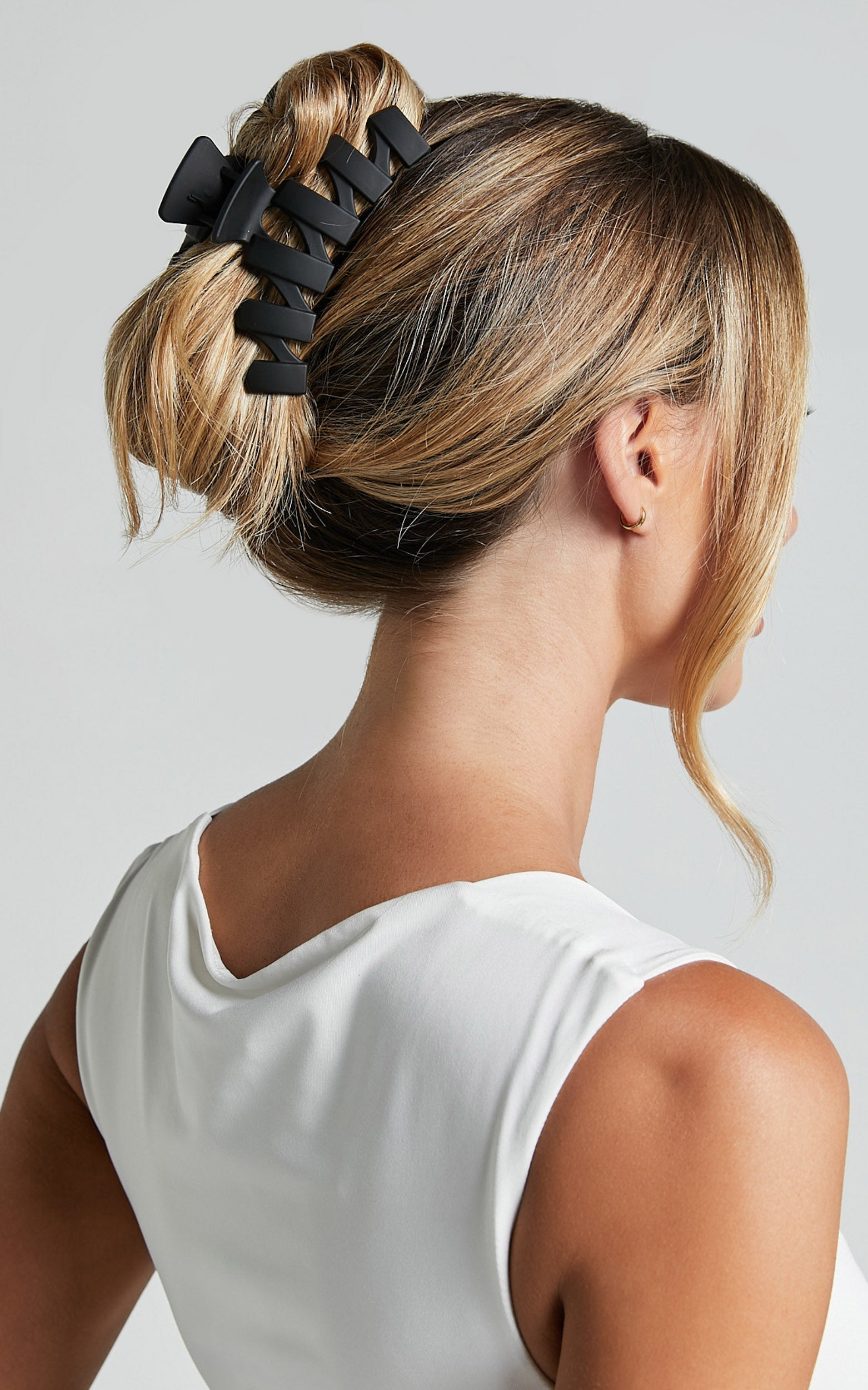Kristi Hair Clip in Black