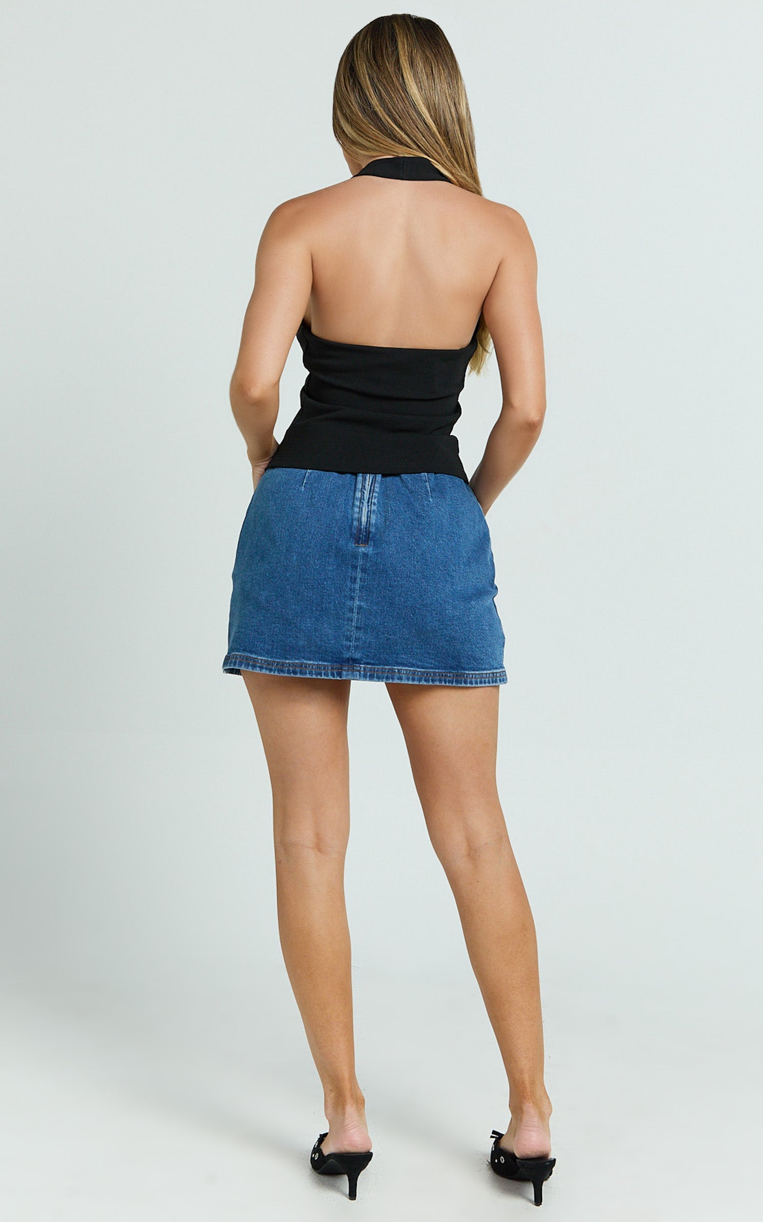 Rachel Top - Halter Fitted Top in Black