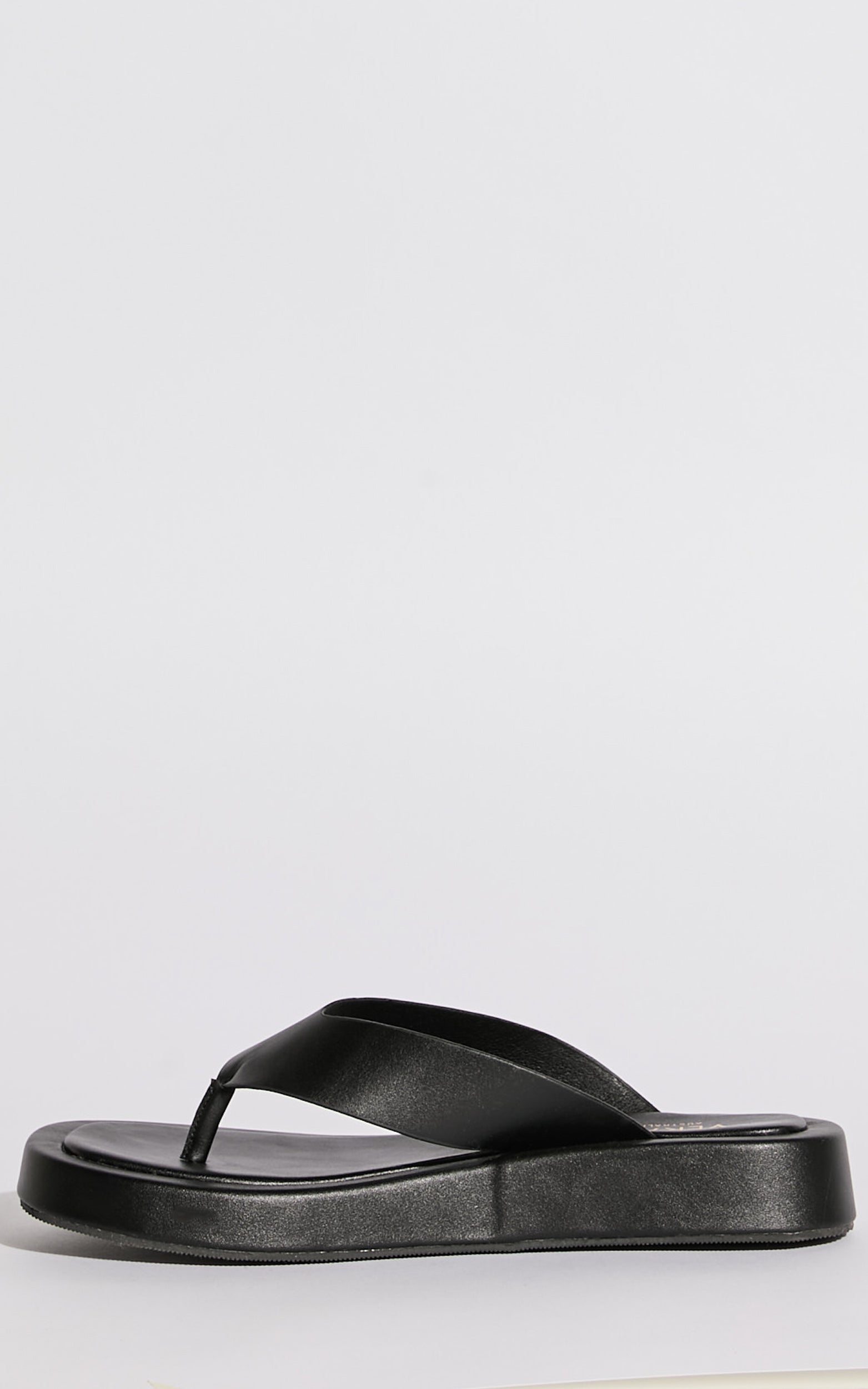 Verali - Bouncer Sandals in Black