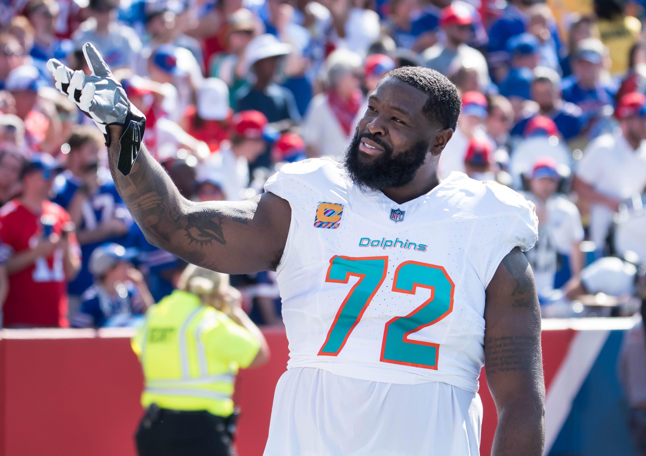 Dolphins Need O-Line Help: 2025 Mock Draft Picks Tackle